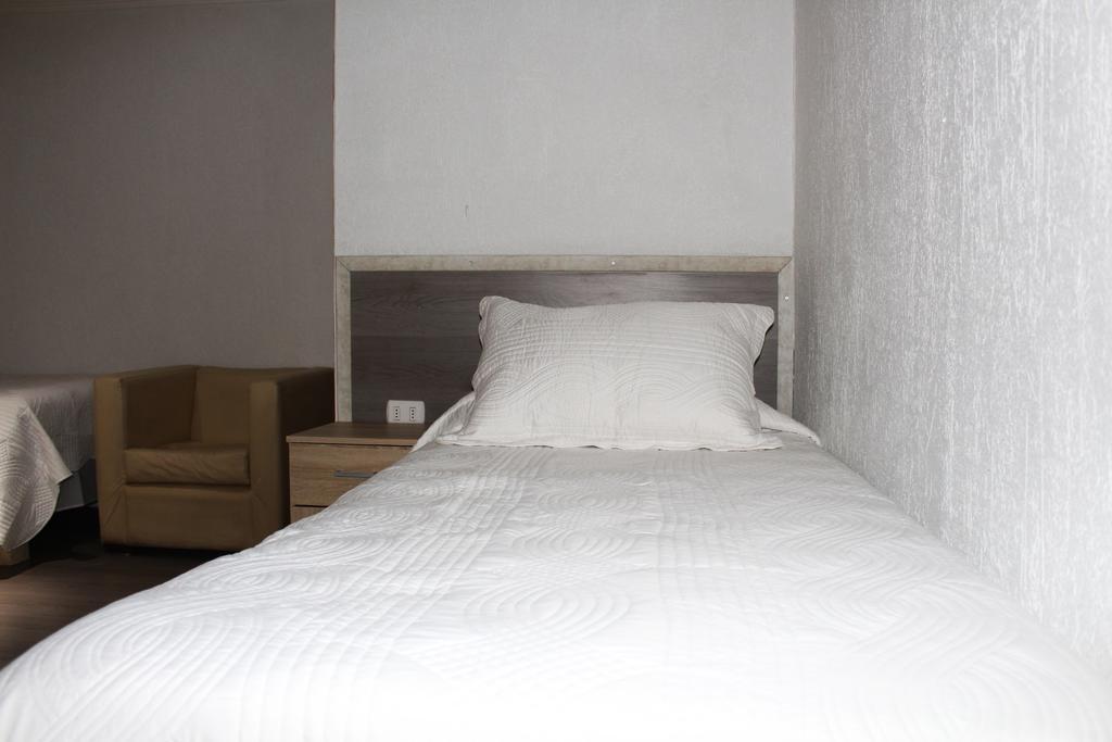 Hotel Residencial Victoria Said Linares Exterior foto